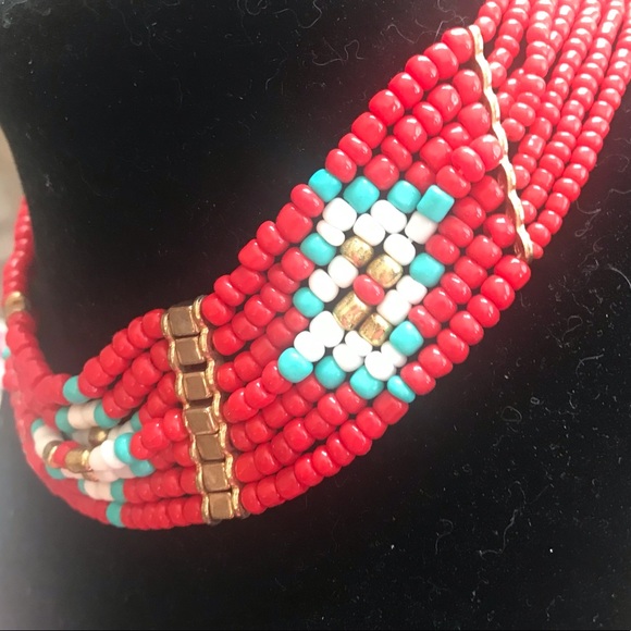 Gorgeous beaded necklace. - Picture 4 of 4
